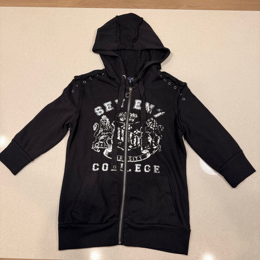 NWT - Seven Zip Up
